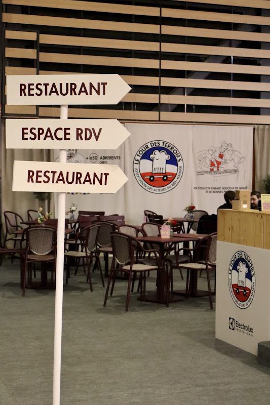 Food court