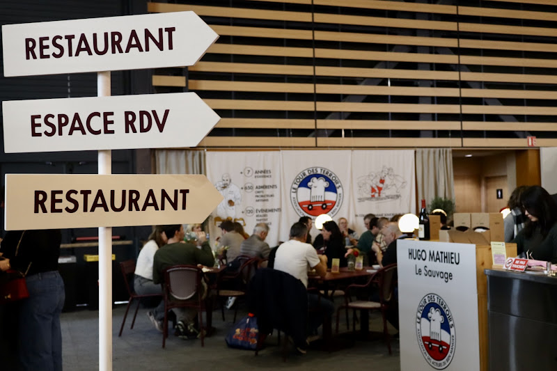 Food court