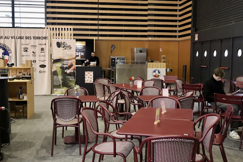 Food court